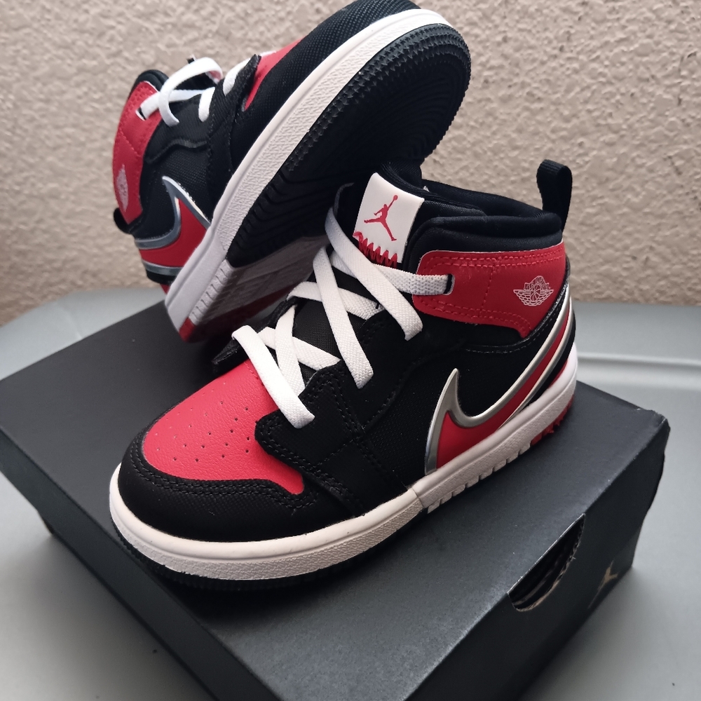 Jordan 1 Mid RM EasyOn Toddler/Kids | Boys | 9C | Black/University Red